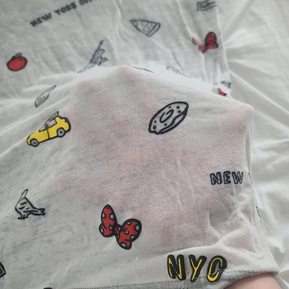 Disney Store NYC T-Shirt Burnout Ringer Tee Gray 2XL Taxi Pizza Bagel Subway - Picture 6 of 10